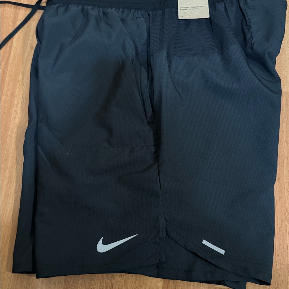 Nike Black Running Shorts - Picture 7 of 12